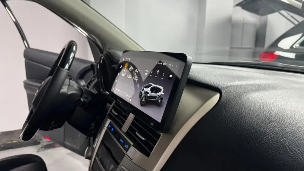 Штатная магнитола Teyes LUX ONE 4/32 Lexus RX300 RX330 RX350 RX400H (2003-2009) Тип-A